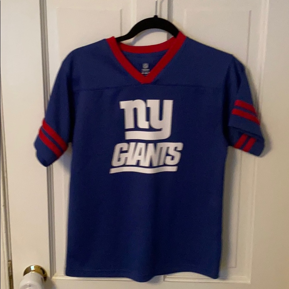 NY Giants kids jersey (fits women’s medium)